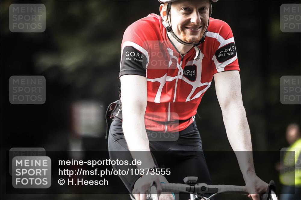 13.09.2026 - Stadtparktriathlon H.Heesch http://msf.ph/oto/10373555 13.09.2026 10:53:18 Radfahren 497, 524 meine-sportfotos.de