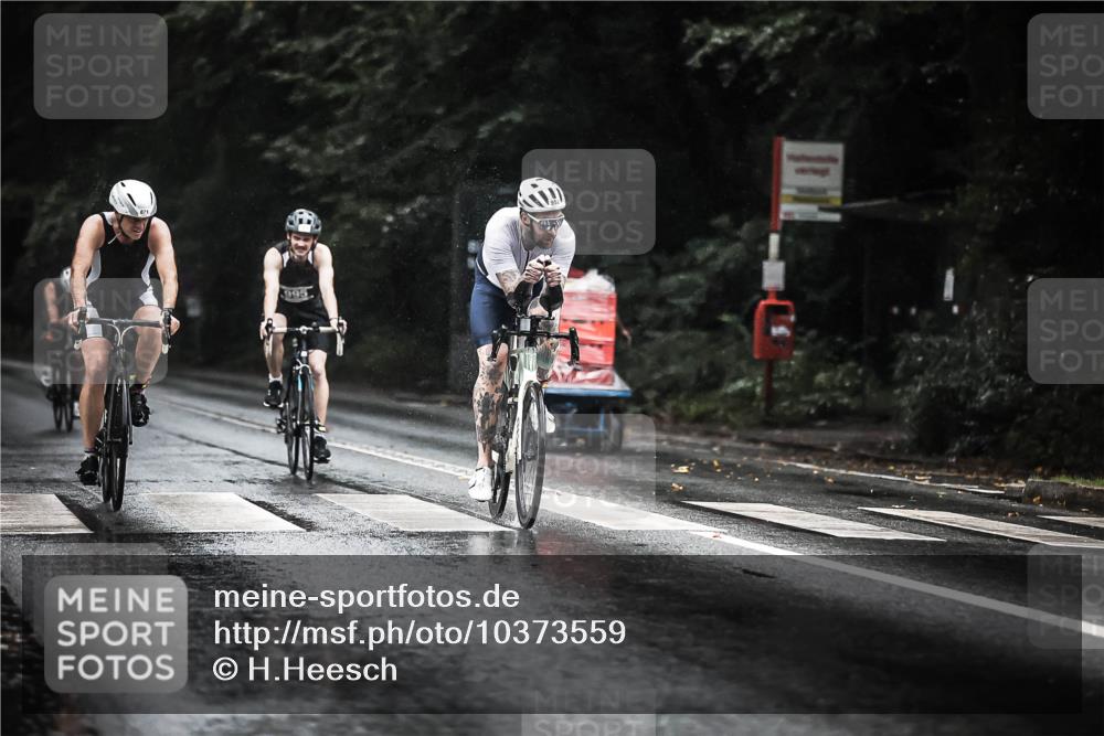 13.09.2026 - Stadtparktriathlon H.Heesch http://msf.ph/oto/10373559 13.09.2026 12:09:52 Radfahren 871, 952, 977, 990, 995, 1027 meine-sportfotos.de