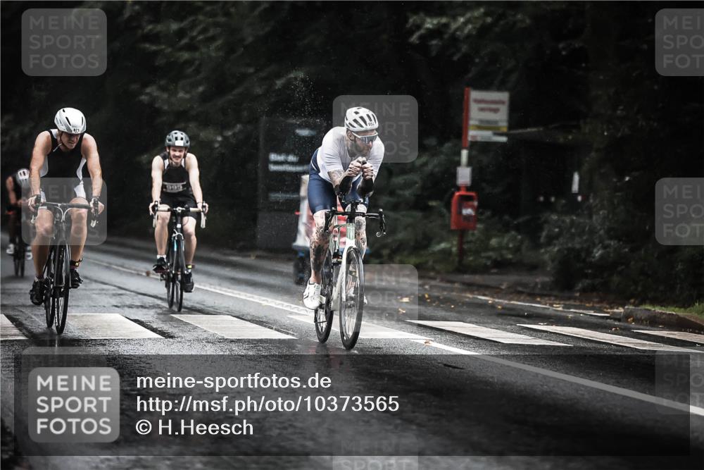 13.09.2026 - Stadtparktriathlon H.Heesch http://msf.ph/oto/10373565 13.09.2026 12:09:52 Radfahren 871, 952, 977, 990, 995, 1027 meine-sportfotos.de