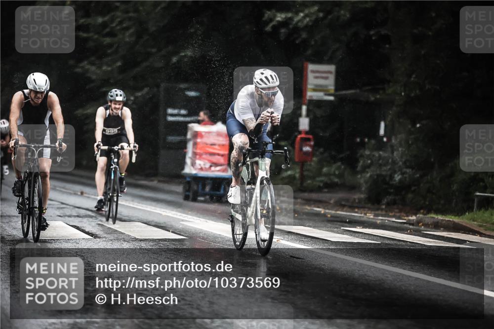 13.09.2026 - Stadtparktriathlon H.Heesch http://msf.ph/oto/10373569 13.09.2026 12:09:52 Radfahren 871, 952, 977, 990, 995, 1027 meine-sportfotos.de