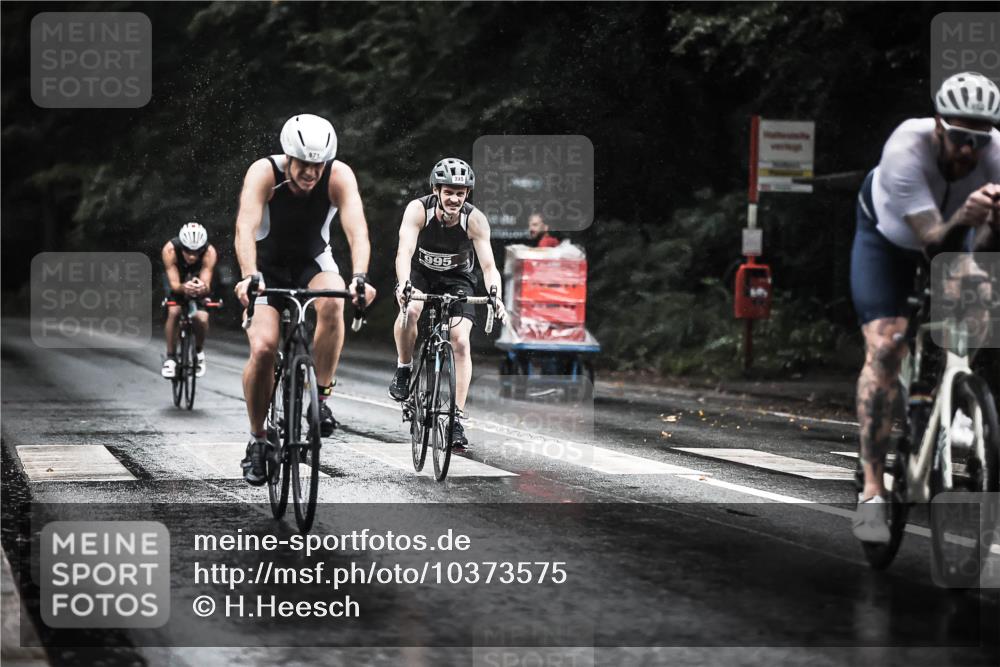 13.09.2026 - Stadtparktriathlon H.Heesch http://msf.ph/oto/10373575 13.09.2026 12:09:53 Radfahren 871, 952, 977, 990, 995, 1027 meine-sportfotos.de