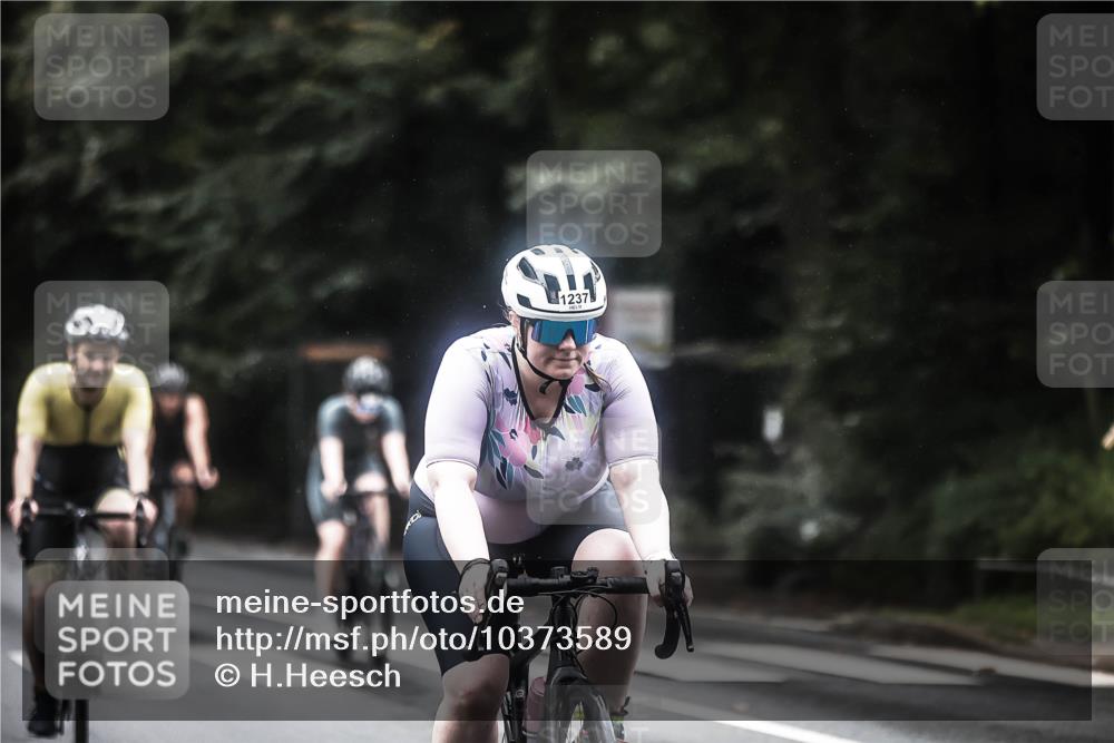 13.09.2026 - Stadtparktriathlon H.Heesch http://msf.ph/oto/10373589 13.09.2026 13:29:23 Radfahren 1212, 1237, 1386, 1406, 1430, 1453 meine-sportfotos.de