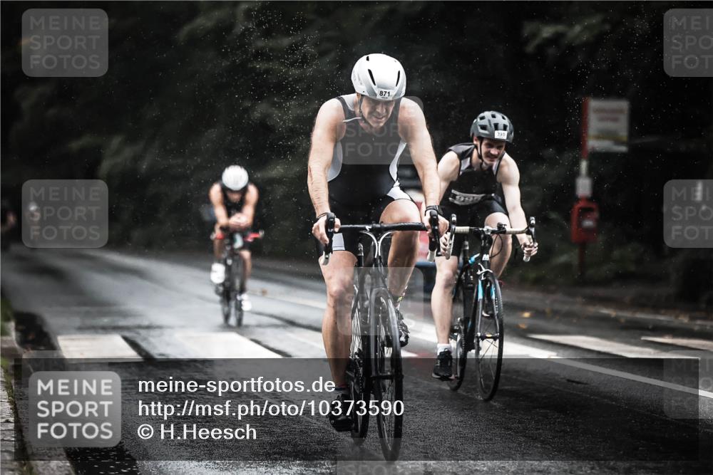 13.09.2026 - Stadtparktriathlon H.Heesch http://msf.ph/oto/10373590 13.09.2026 12:09:53 Radfahren 871, 952, 977, 990, 995, 1027 meine-sportfotos.de