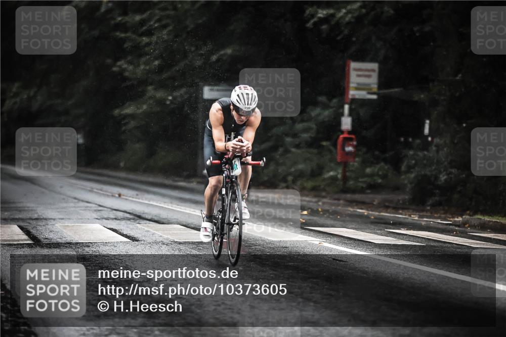 13.09.2026 - Stadtparktriathlon H.Heesch http://msf.ph/oto/10373605 13.09.2026 12:09:54 Radfahren 871, 952, 977, 990, 995, 1027 meine-sportfotos.de