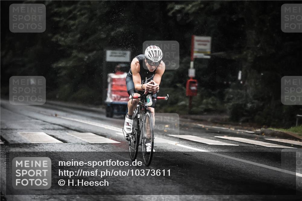 13.09.2026 - Stadtparktriathlon H.Heesch http://msf.ph/oto/10373611 13.09.2026 12:09:54 Radfahren 871, 952, 977, 990, 995, 1027 meine-sportfotos.de