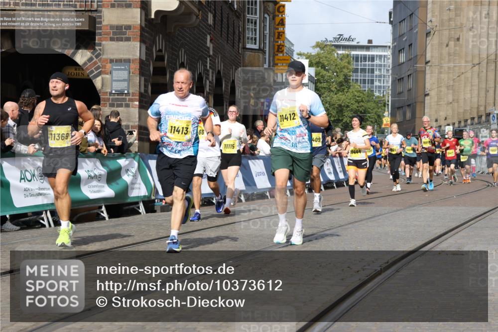 13.09.2026 - 21. swb-Marathon Bremen Strokosch-Dieckow http://msf.ph/oto/10373612 13.09.2026 11:01:59 Ziel 10181, 10251, 10332, 10497, 11075, 11150, 11305, 11324, 11412, 11413, 11479, 11486, 11550, 11551, 11666, 11668, 11747, 11788, 11798, 11985, 11986, 12047, 12379, 10173, 10439, 10473, 10500, 10617, 10636, 10803, 10924, 11249, 11576, 11811, 12016, 12042, 12094, 12134, 12135, 12145, 12360, 12437, 12506 meine-sportfotos.de