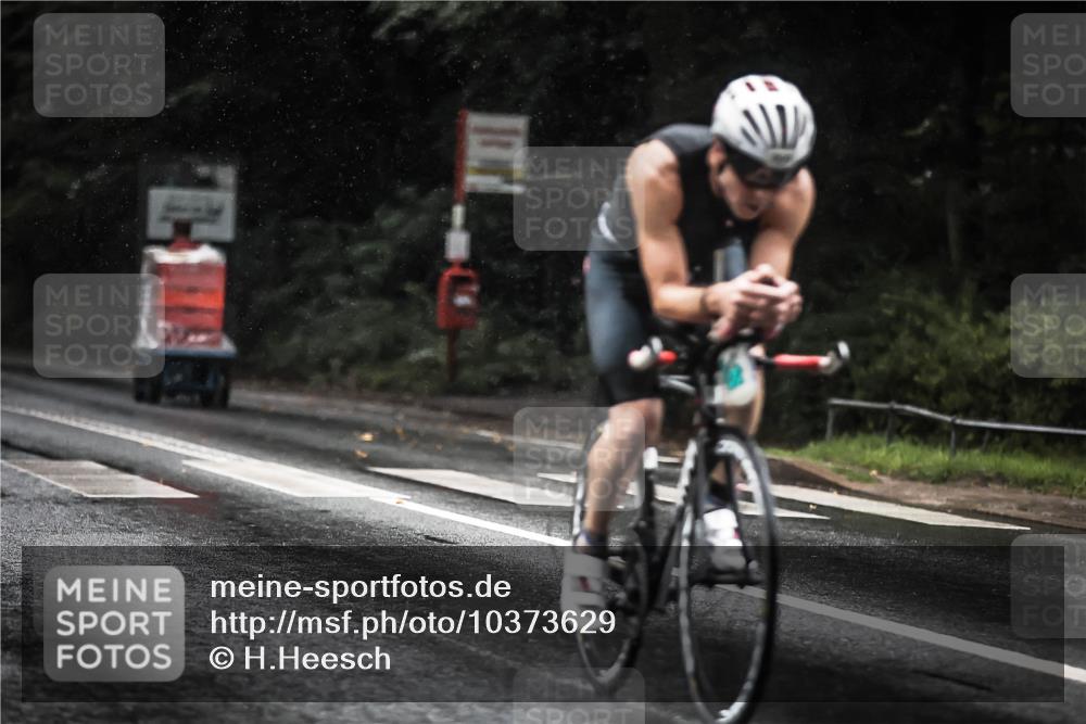 13.09.2026 - Stadtparktriathlon H.Heesch http://msf.ph/oto/10373629 13.09.2026 12:09:55 Radfahren 871, 952, 977, 990, 995, 1027 meine-sportfotos.de