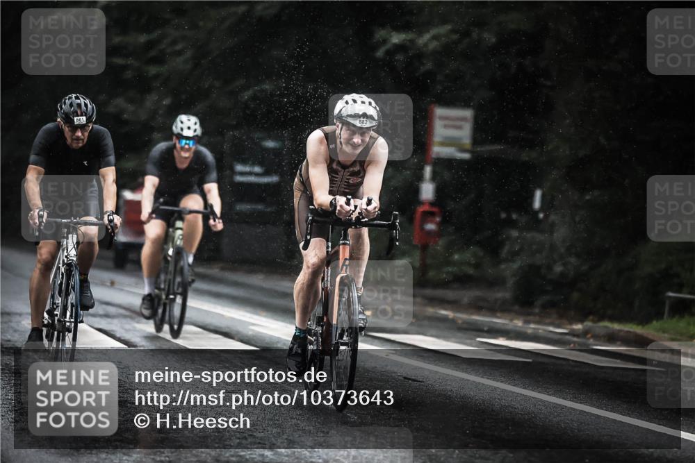 13.09.2026 - Stadtparktriathlon H.Heesch http://msf.ph/oto/10373643 13.09.2026 12:10:03 Radfahren 861, 882, 915, 925, 1001, 1016, 1044 meine-sportfotos.de