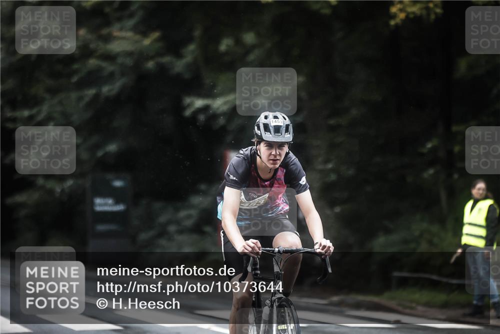 13.09.2026 - Stadtparktriathlon H.Heesch http://msf.ph/oto/10373644 13.09.2026 13:29:28 Radfahren 1212, 1237, 1386, 1406, 1430, 1453 meine-sportfotos.de