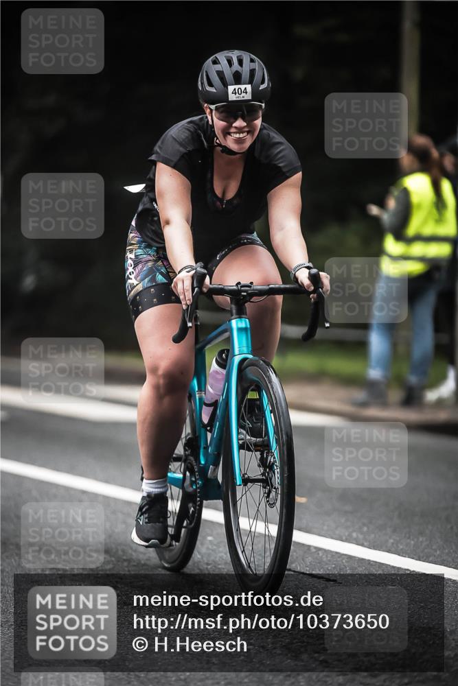 13.09.2026 - Stadtparktriathlon H.Heesch http://msf.ph/oto/10373650 13.09.2026 10:23:53 Radfahren 293, 336, 404 meine-sportfotos.de