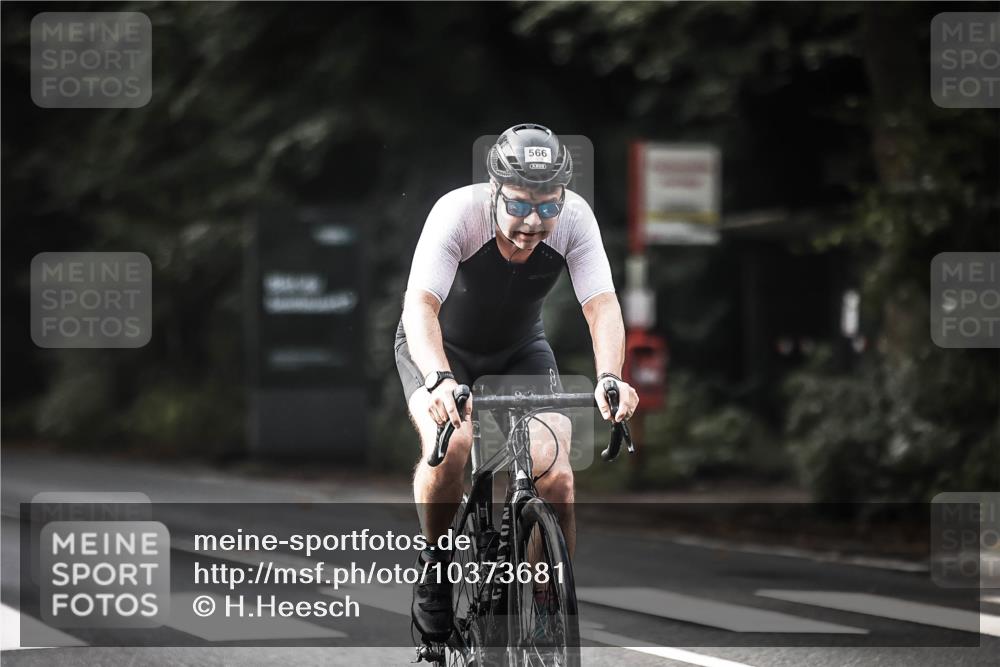 13.09.2026 - Stadtparktriathlon H.Heesch http://msf.ph/oto/10373681 13.09.2026 10:53:30 Radfahren 398, 465, 524, 566 meine-sportfotos.de