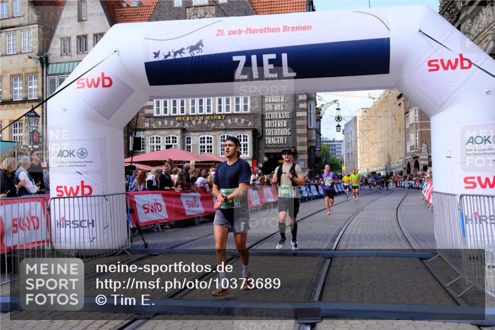 13.09.2026 - 21. swb-Marathon Bremen Tim E. http://msf.ph/oto/10373689 13.09.2026 13:10:55 Ziel 640, 1181, 1498, 1554, 2347, 2605, 4727, 5066, 5152, 5620, 5648, 6267, 7881, 13248 meine-sportfotos.de