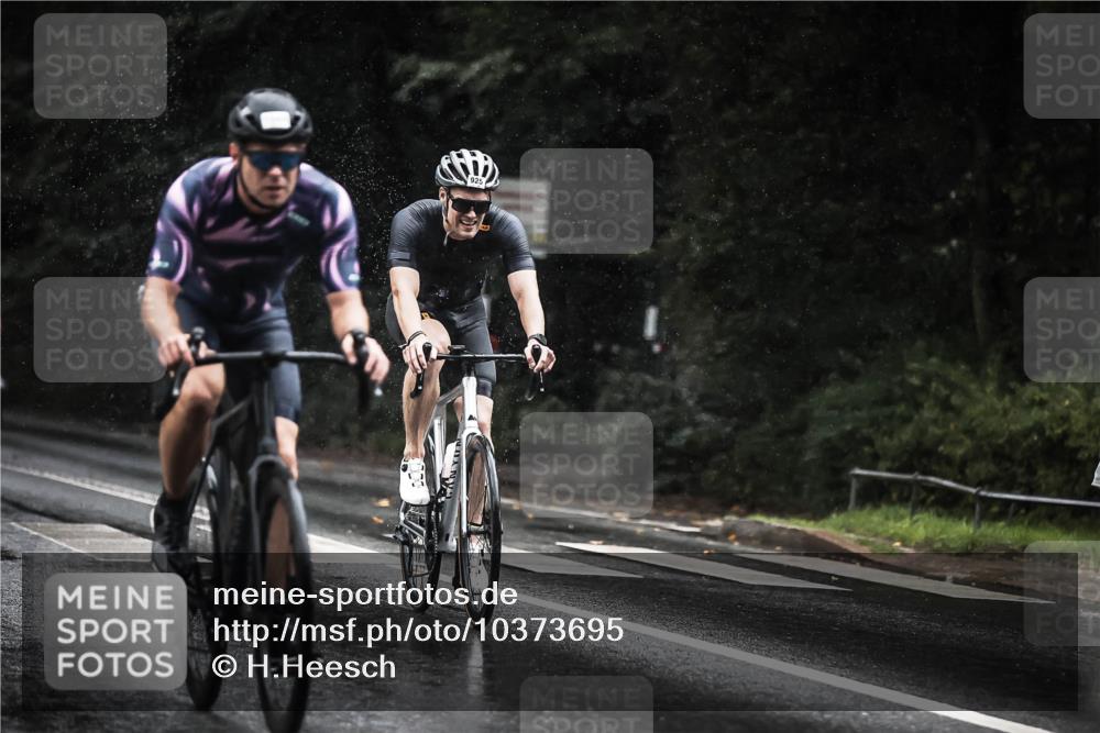 13.09.2026 - Stadtparktriathlon H.Heesch http://msf.ph/oto/10373695 13.09.2026 12:10:07 Radfahren 861, 882, 915, 925, 1001, 1016, 1044 meine-sportfotos.de