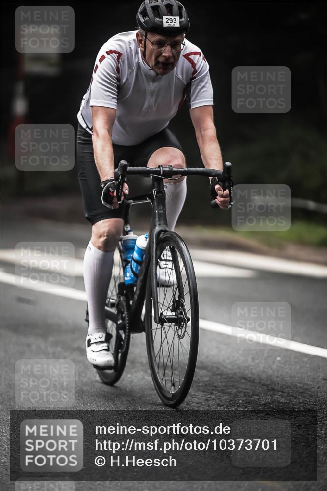 13.09.2026 - Stadtparktriathlon H.Heesch http://msf.ph/oto/10373701 13.09.2026 10:23:56 Radfahren 293, 336, 404 meine-sportfotos.de