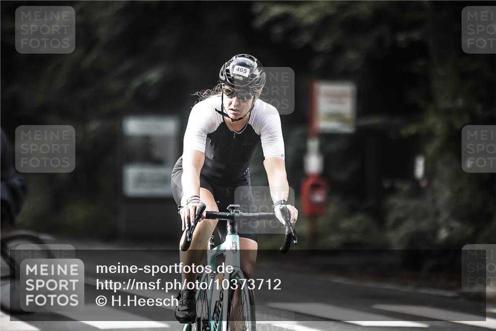 13.09.2026 - Stadtparktriathlon H.Heesch http://msf.ph/oto/10373712 13.09.2026 10:53:37 Radfahren 439, 465 meine-sportfotos.de