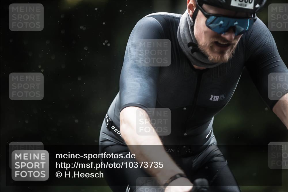 13.09.2026 - Stadtparktriathlon H.Heesch http://msf.ph/oto/10373735 13.09.2026 13:29:39 Radfahren 1360, 1385, 1435 meine-sportfotos.de