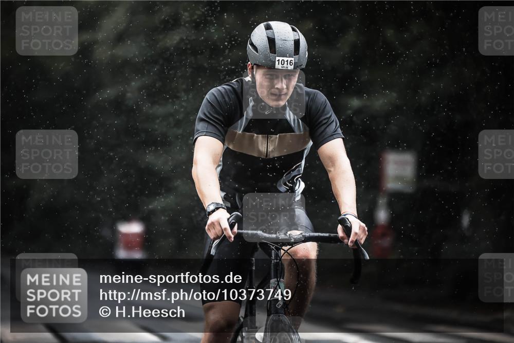 13.09.2026 - Stadtparktriathlon H.Heesch http://msf.ph/oto/10373749 13.09.2026 12:10:10 Radfahren 861, 915, 925, 1001, 1016, 1044 meine-sportfotos.de