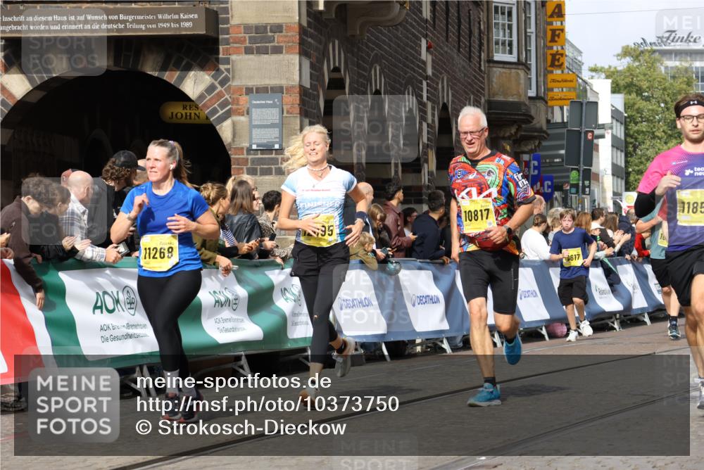 13.09.2026 - 21. swb-Marathon Bremen Strokosch-Dieckow http://msf.ph/oto/10373750 13.09.2026 11:02:05 Ziel 10251, 10332, 10409, 10444, 10497, 11075, 11115, 11150, 11305, 11369, 11412, 11413, 11479, 11486, 11668, 11747, 11859, 11985, 11986, 12379, 12412, 12466, 10153, 10173, 10331, 10439, 10473, 10636, 10915, 10943, 11249, 11576, 11811, 11853, 11886, 12042, 12094, 12134, 12135, 12437 meine-sportfotos.de