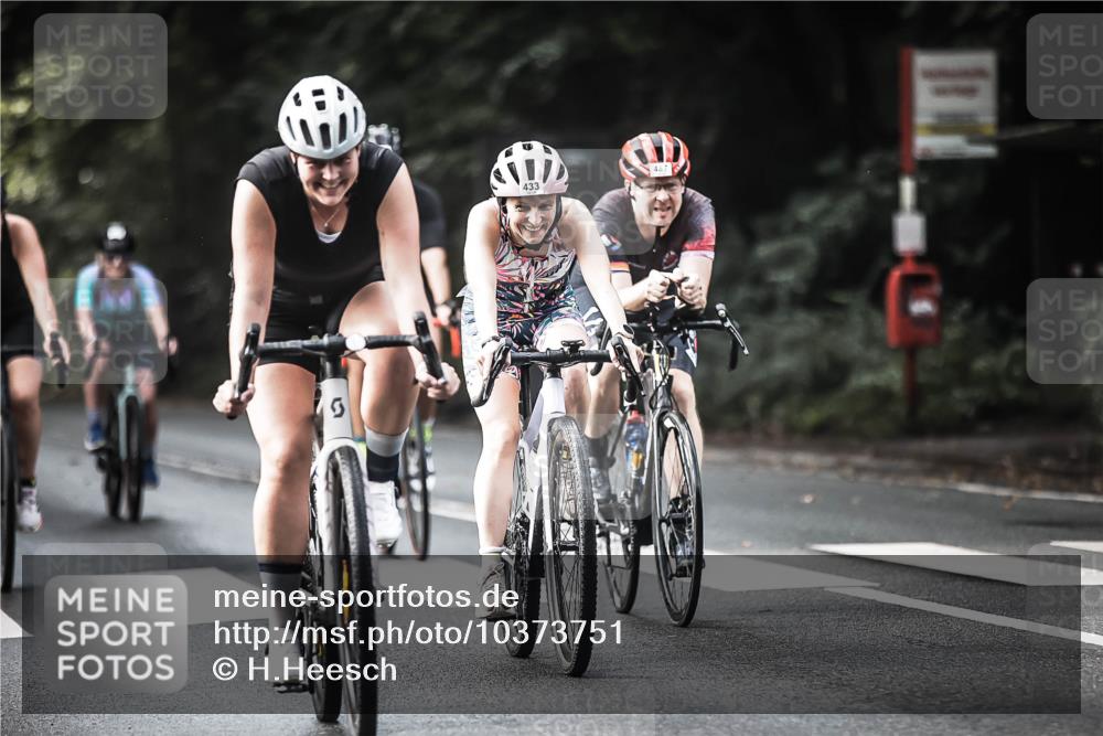 13.09.2026 - Stadtparktriathlon H.Heesch http://msf.ph/oto/10373751 13.09.2026 10:53:43 Radfahren 389, 419, 433, 434, 439, 460, 487, 494, 533 meine-sportfotos.de