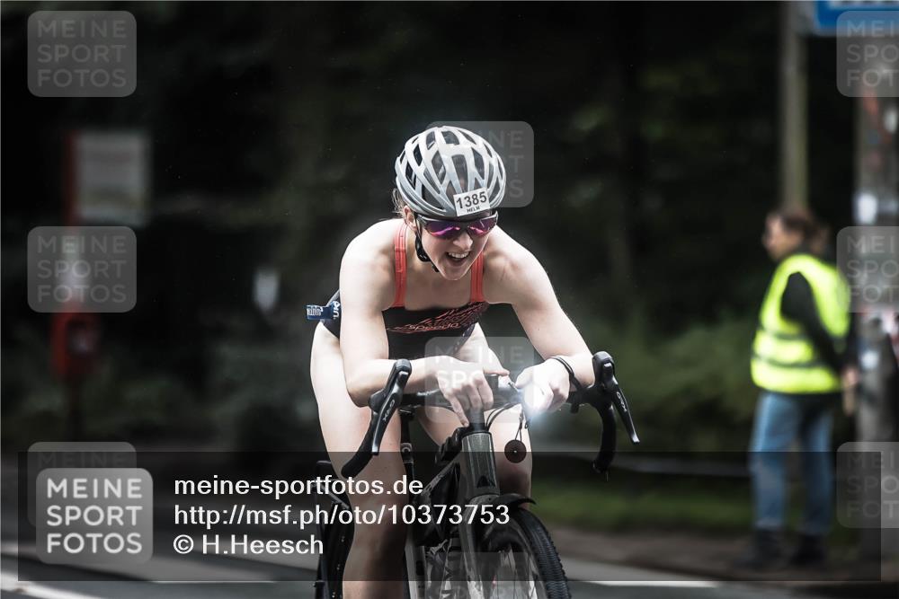 13.09.2026 - Stadtparktriathlon H.Heesch http://msf.ph/oto/10373753 13.09.2026 13:29:43 Radfahren 1360, 1385 meine-sportfotos.de