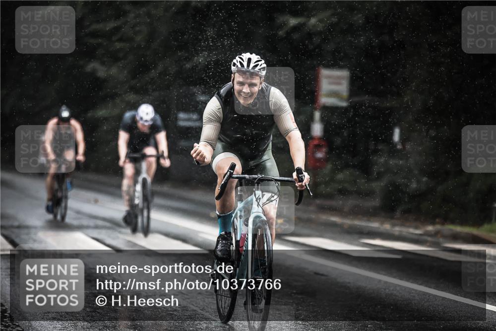 13.09.2026 - Stadtparktriathlon H.Heesch http://msf.ph/oto/10373766 13.09.2026 12:10:19 Radfahren 856, 860, 933, 965, 1062, 1063 meine-sportfotos.de