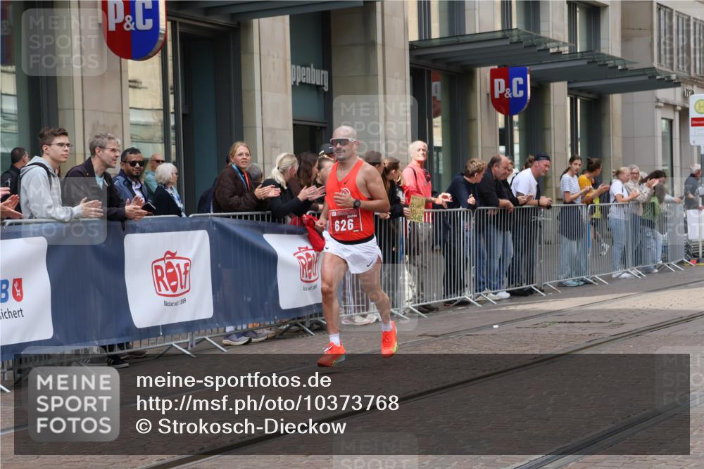 13.09.2026 - 21. swb-Marathon Bremen Strokosch-Dieckow http://msf.ph/oto/10373768 13.09.2026 12:21:08 Ziel 626 meine-sportfotos.de