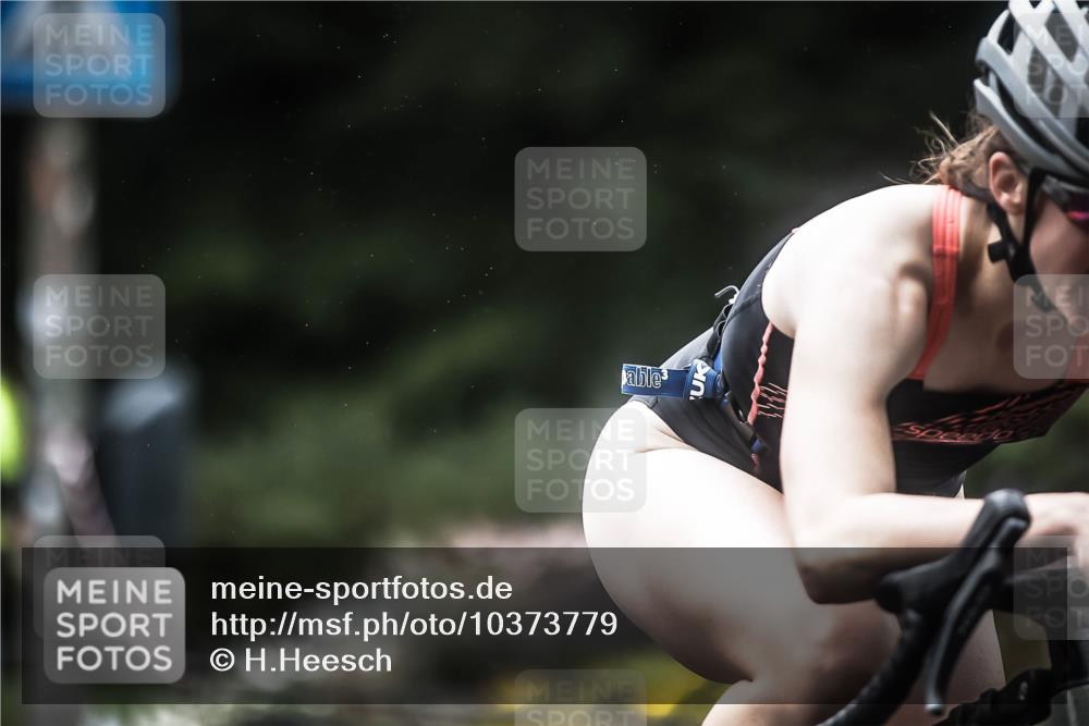 13.09.2026 - Stadtparktriathlon H.Heesch http://msf.ph/oto/10373779 13.09.2026 13:29:43 Radfahren 1360, 1385 meine-sportfotos.de