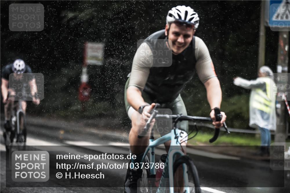 13.09.2026 - Stadtparktriathlon H.Heesch http://msf.ph/oto/10373786 13.09.2026 12:10:19 Radfahren 856, 860, 933, 965, 1062, 1063 meine-sportfotos.de