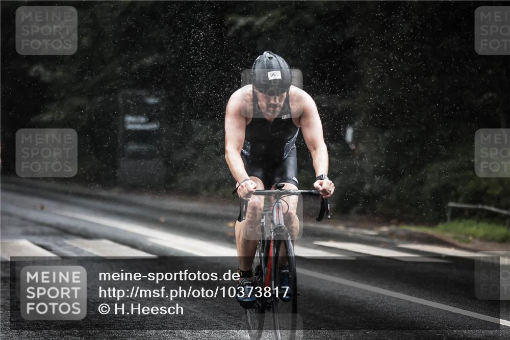 13.09.2026 - Stadtparktriathlon H.Heesch http://msf.ph/oto/10373817 13.09.2026 12:10:21 Radfahren 856, 860, 933, 965, 1062, 1063 meine-sportfotos.de