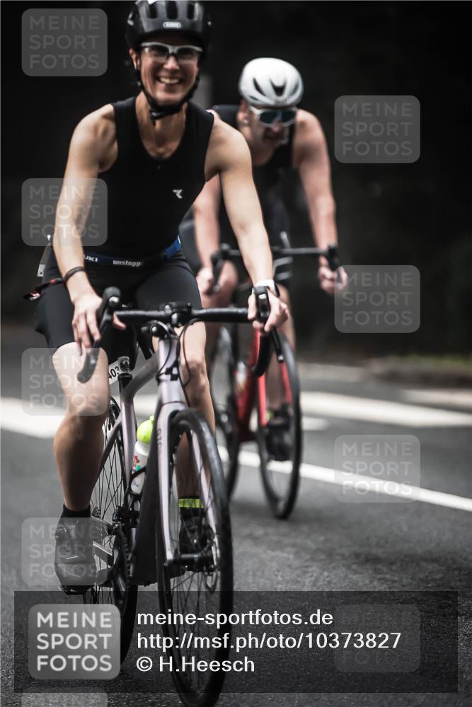 13.09.2026 - Stadtparktriathlon H.Heesch http://msf.ph/oto/10373827 13.09.2026 10:24:09 Radfahren 295, 301, 306, 320, 403, 409 meine-sportfotos.de
