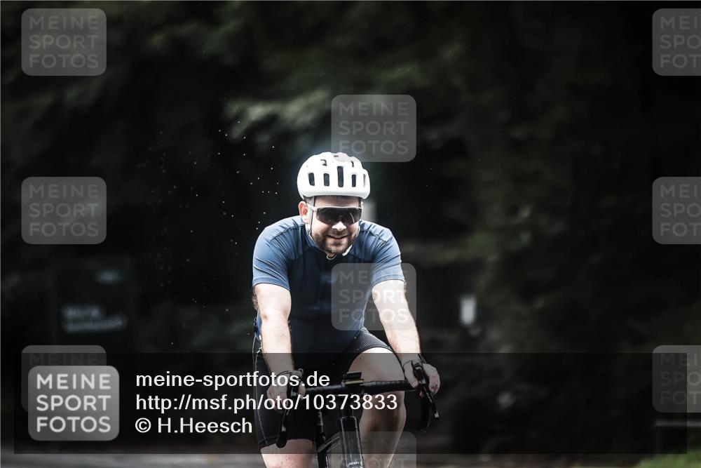 13.09.2026 - Stadtparktriathlon H.Heesch http://msf.ph/oto/10373833 13.09.2026 13:29:55 Radfahren 1343, 1433 meine-sportfotos.de