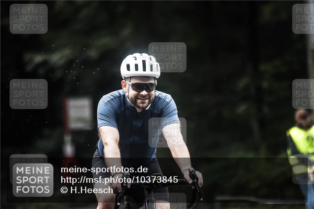 13.09.2026 - Stadtparktriathlon H.Heesch http://msf.ph/oto/10373845 13.09.2026 13:29:55 Radfahren 1343, 1433 meine-sportfotos.de