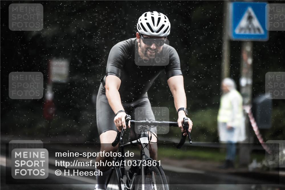 13.09.2026 - Stadtparktriathlon H.Heesch http://msf.ph/oto/10373861 13.09.2026 12:10:23 Radfahren 856, 860, 933, 965, 1062, 1063 meine-sportfotos.de