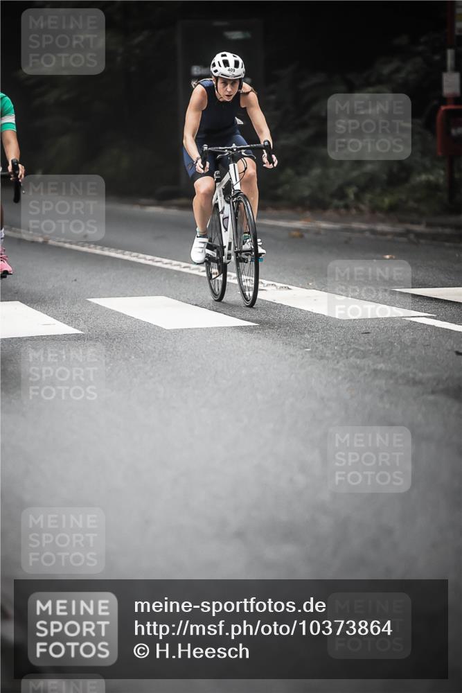 13.09.2026 - Stadtparktriathlon H.Heesch http://msf.ph/oto/10373864 13.09.2026 10:24:13 Radfahren 301, 306, 320, 403, 409, 445 meine-sportfotos.de