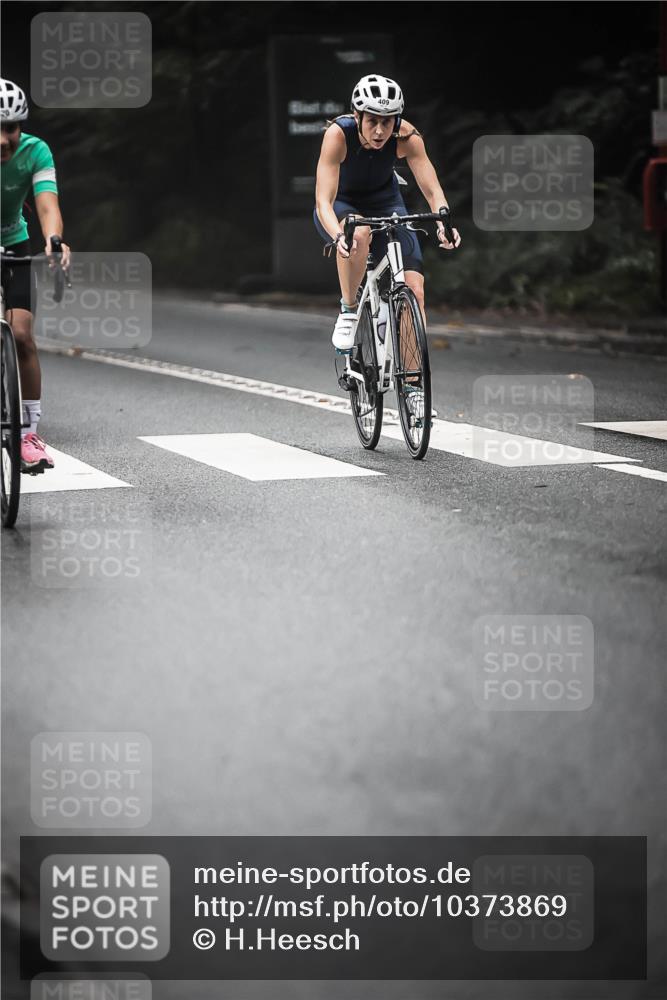 13.09.2026 - Stadtparktriathlon H.Heesch http://msf.ph/oto/10373869 13.09.2026 10:24:13 Radfahren 301, 306, 320, 403, 409, 445 meine-sportfotos.de