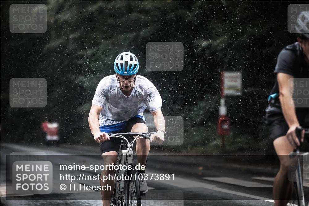 13.09.2026 - Stadtparktriathlon H.Heesch http://msf.ph/oto/10373891 13.09.2026 12:10:26 Radfahren 856, 860, 965, 1033, 1062, 1063 meine-sportfotos.de