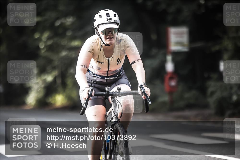 13.09.2026 - Stadtparktriathlon H.Heesch http://msf.ph/oto/10373892 13.09.2026 10:53:51 Radfahren 346, 385, 389, 419, 452, 460, 533 meine-sportfotos.de