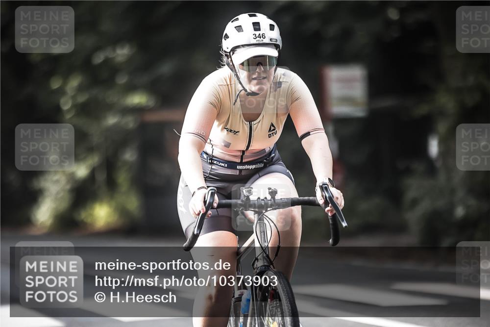 13.09.2026 - Stadtparktriathlon H.Heesch http://msf.ph/oto/10373903 13.09.2026 10:53:51 Radfahren 346, 385, 389, 419, 452, 460, 533 meine-sportfotos.de