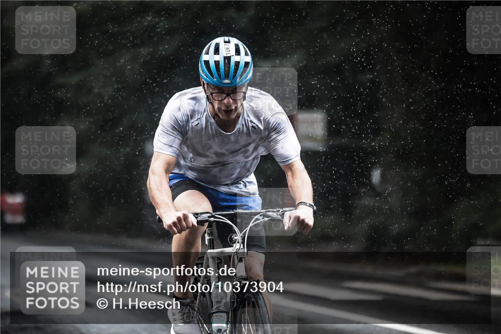13.09.2026 - Stadtparktriathlon H.Heesch http://msf.ph/oto/10373904 13.09.2026 12:10:26 Radfahren 856, 860, 965, 1033, 1062, 1063 meine-sportfotos.de