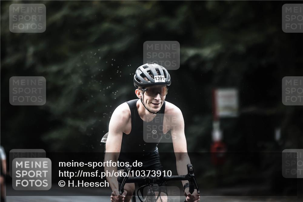 13.09.2026 - Stadtparktriathlon H.Heesch http://msf.ph/oto/10373910 13.09.2026 13:30:07 Radfahren 1378, 1391, 1413, 1447, 1510 meine-sportfotos.de