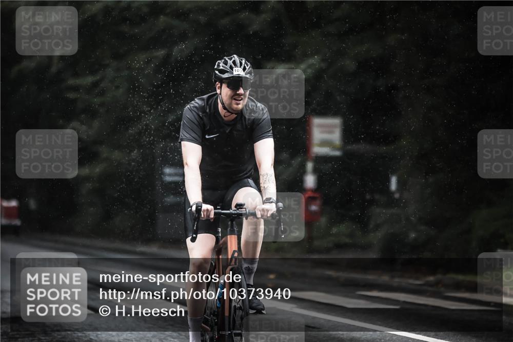13.09.2026 - Stadtparktriathlon H.Heesch http://msf.ph/oto/10373940 13.09.2026 12:10:31 Radfahren 926, 946, 987, 1033, 1062, 1063 meine-sportfotos.de