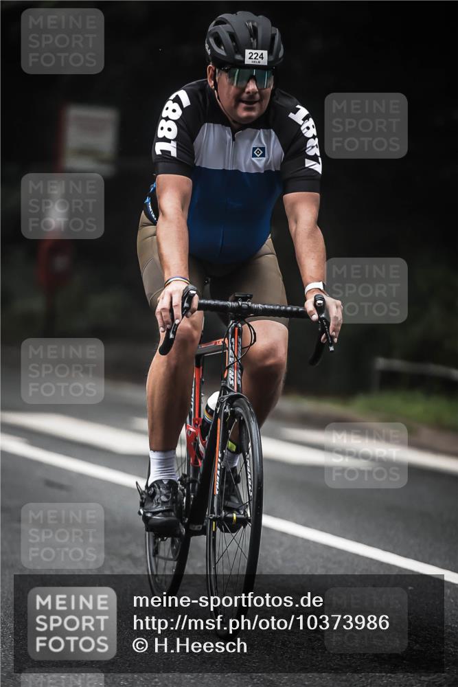 13.09.2026 - Stadtparktriathlon H.Heesch http://msf.ph/oto/10373986 13.09.2026 10:24:26 Radfahren 224, 236, 289, 343 meine-sportfotos.de