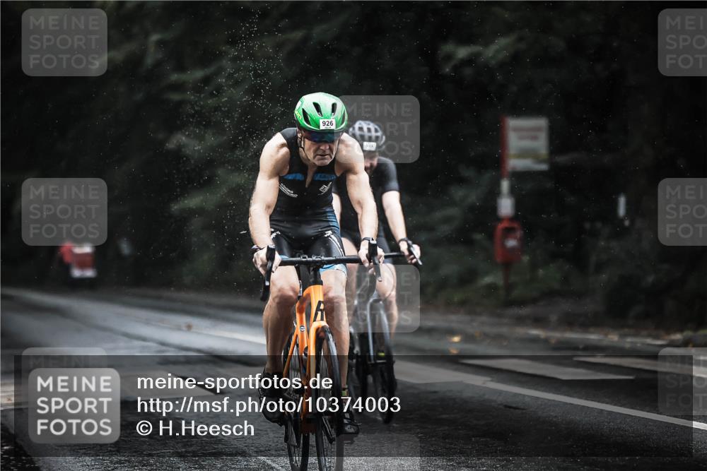 13.09.2026 - Stadtparktriathlon H.Heesch http://msf.ph/oto/10374003 13.09.2026 12:10:35 Radfahren 859, 926, 946, 987, 1030, 1033 meine-sportfotos.de