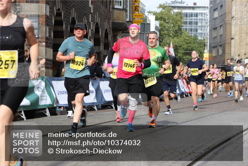 13.09.2026 - 21. swb-Marathon Bremen Strokosch-Dieckow http://msf.ph/oto/10374032 13.09.2026 11:02:10 Ziel 10257, 10332, 10409, 10444, 10817, 11075, 11115, 11150, 11268, 11305, 11369, 11412, 11413, 11436, 11479, 11486, 11668, 11747, 11859, 11985, 11986, 12095, 12379, 12412, 12466, 10153, 10154, 10173, 10273, 10274, 10278, 10331, 10338, 10439, 10738, 10885, 10915, 10943, 11249, 11505, 11576, 11853, 11886, 12042, 12094, 12134, 12135 meine-sportfotos.de