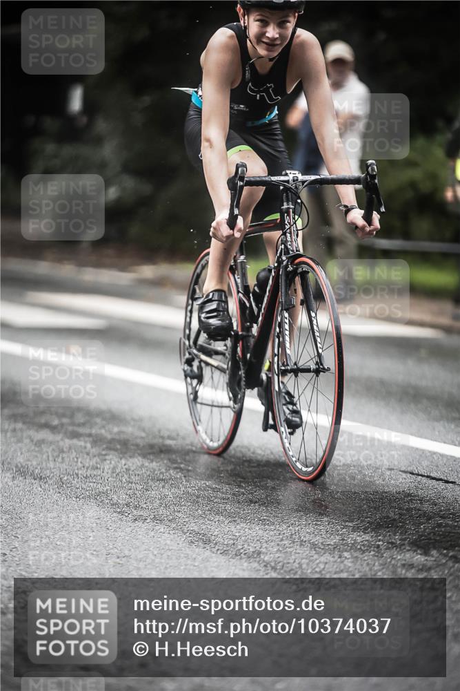 13.09.2026 - Stadtparktriathlon H.Heesch http://msf.ph/oto/10374037 13.09.2026 13:30:29 Radfahren 1310, 1524 meine-sportfotos.de