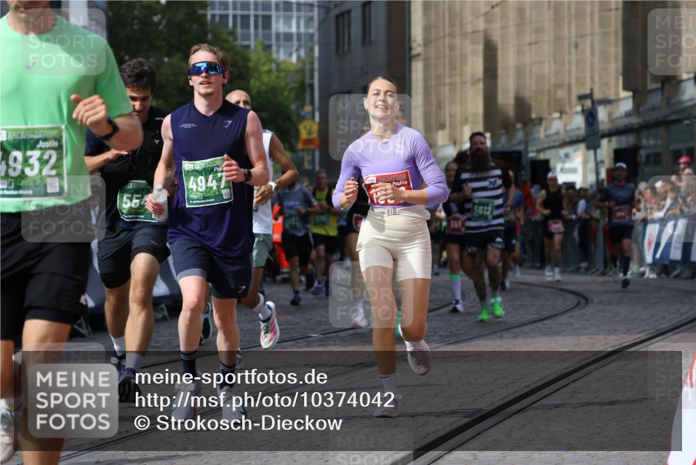 13.09.2026 - 21. swb-Marathon Bremen Strokosch-Dieckow http://msf.ph/oto/10374042 13.09.2026 13:37:08 Ziel 551, 813, 843, 1641, 1849, 1936, 2275, 3122, 3541, 3635, 3787, 3815, 3874, 3998, 4050, 4304, 4335, 4892, 5061, 5236, 5355, 5447, 5656, 5823, 6050, 6269, 6280, 6340, 6408, 6966, 7039, 7046, 7229, 7237, 7640, 7656, 8034, 8498, 8685, 8723, 9331, 9589, 9658, 9776, 9807, 270, 391, 869, 1180, 3333, 3627, 3823, 4947, 5388, 5547, 5577, 5612, 5738, 5791, 6046, 6904, 6947, 7571, 8268, 8753, 9701 meine-sportfotos.de