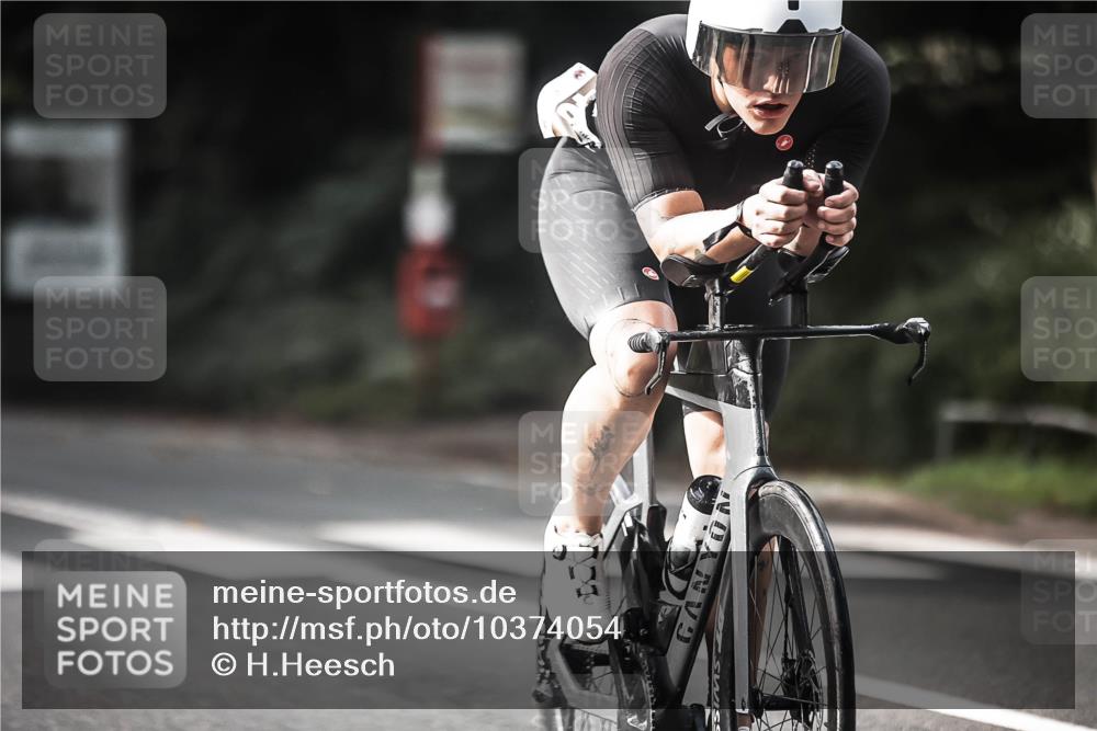 13.09.2026 - Stadtparktriathlon H.Heesch http://msf.ph/oto/10374054 13.09.2026 10:54:01 Radfahren 385, 408, 489, 519, 622 meine-sportfotos.de