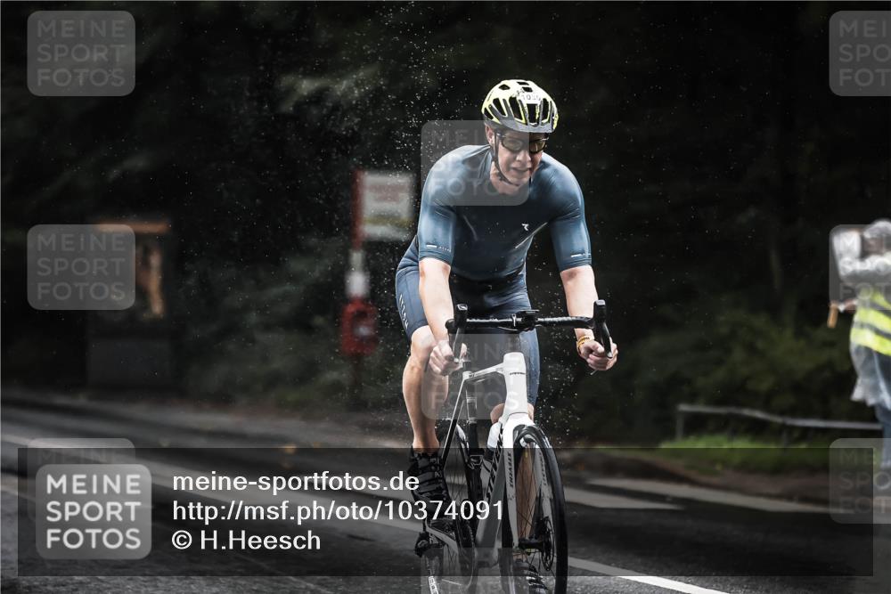 13.09.2026 - Stadtparktriathlon H.Heesch http://msf.ph/oto/10374091 13.09.2026 12:10:42 Radfahren 844, 859, 946, 948, 1030, 1053, 1060 meine-sportfotos.de