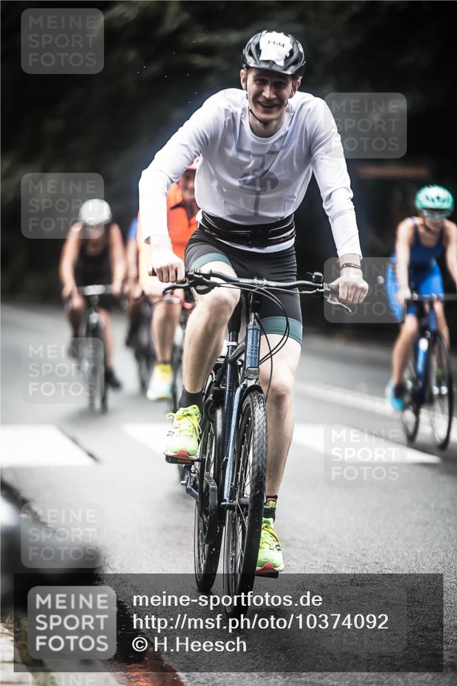 13.09.2026 - Stadtparktriathlon H.Heesch http://msf.ph/oto/10374092 13.09.2026 13:30:44 Radfahren 1316, 1372, 1404, 1424, 1465, 1484 meine-sportfotos.de