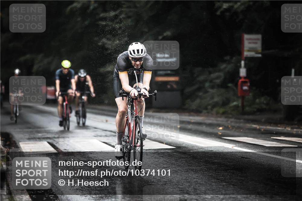 13.09.2026 - Stadtparktriathlon H.Heesch http://msf.ph/oto/10374101 13.09.2026 12:10:44 Radfahren 844, 859, 948, 1030, 1053, 1060 meine-sportfotos.de